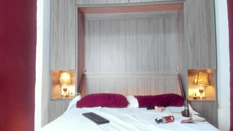 Snapshot of kendallrosse1 chatting on February 13, 2025, 5:44 pm Kendal online show from February 13, 2025, 5:44 pm