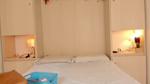 Kendal online show from March 19, 2026, 12:09 pm