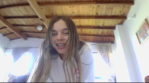 kendall online show from January 29, 2025, 1:38 pm