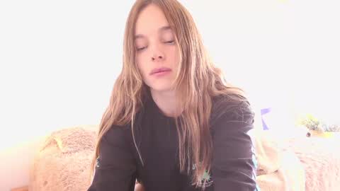 kendall online show from March 10, 2025, 2:05 pm