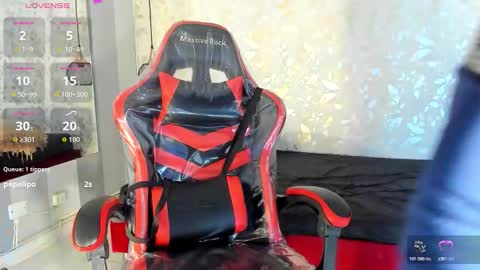 Kender online show from November 11, 2025, 9:04 pm