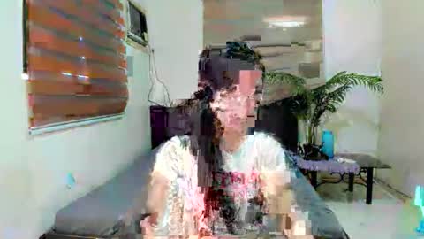 kendra_cake69 online show from April 14, 2026, 6:52 am