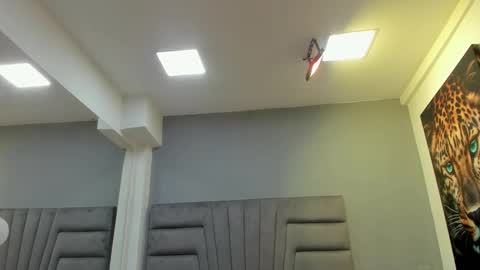 Snapshot of kendra_london chatting on November 12, 2025, 11:10 am Kendra London online show from November 12, 2025, 11:10 am