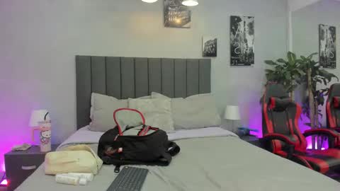 Snapshot of kendra_london chatting on November 21, 2025, 11:20 am Kendra London online show from November 21, 2025, 11:20 am