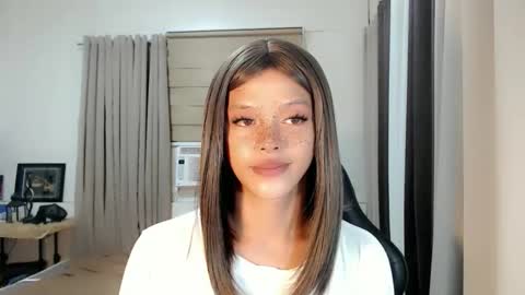 Snapshot of kendra_lunaxx chatting on February 27, 2026, 9:26 pm kendra_lunaxx online show from February 27, 2026, 9:26 pm