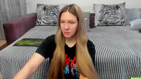 Kendra online show from October 20, 2025, 1:28 am