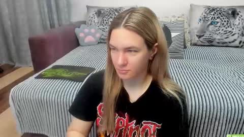 Kendra online show from May 21, 2026, 12:39 am