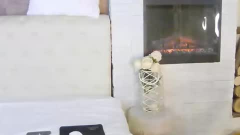 KendraBloom online show from January 8, 2026, 6:59 am