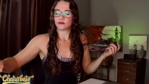 Kendra online show from November 21, 2025, 2:43 am