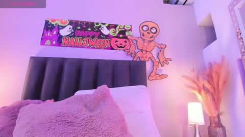 kendrachavez_ online show from November 2, 2025, 10:12 pm