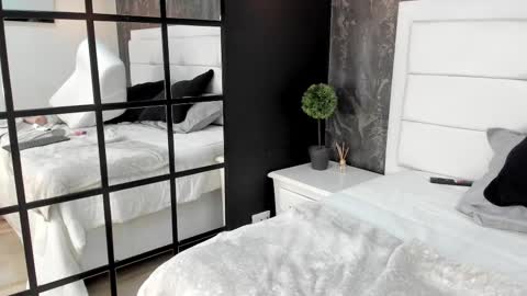 KENDRA online show from February 28, 2025, 12:43 am