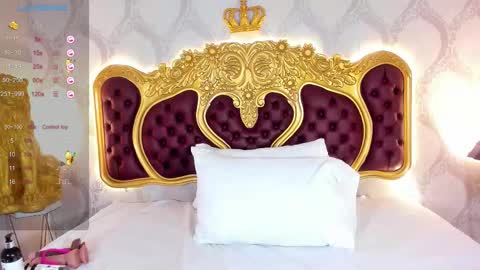 Snapshot of kendralholson chatting on February 4, 2026, 4:40 am Kendral online show from February 4, 2026, 4:40 am