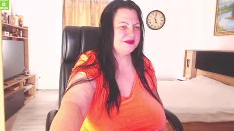 Kendra online show from September 17, 2025, 1:57 pm
