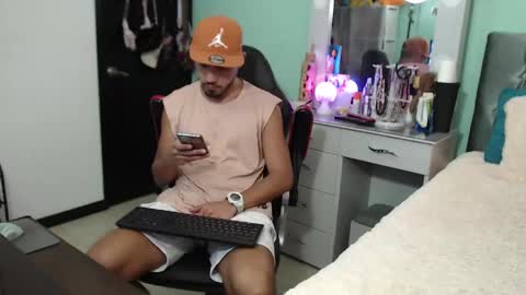 Snapshot of kenfenty chatting on January 14, 2025, 1:15 am Chriss Morales online show from January 14, 2025, 1:15 am