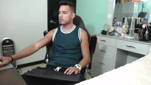 Snapshot of kenfenty chatting on January 25, 2025, 2:26 am Chriss Morales online show from January 25, 2025, 2:26 am