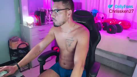 Snapshot of kenfenty chatting on February 20, 2025, 12:08 am Chriss Morales online show from February 20, 2025, 12:08 am