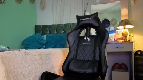 Snapshot of kenfenty chatting on October 9, 2025, 12:19 am Chriss Morales online show from October 9, 2025, 12:19 am