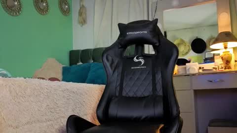 Snapshot of kenfenty chatting on November 8, 2025, 2:56 am Chriss Morales online show from November 8, 2025, 2:56 am