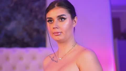 Snapshot of kenndramoon chatting on October 18, 2025, 3:02 pm Kendra online show from October 18, 2025, 3:02 pm