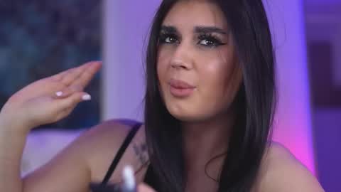 Snapshot of kenndramoon chatting on November 6, 2025, 4:08 pm Kendra online show from November 6, 2025, 4:08 pm