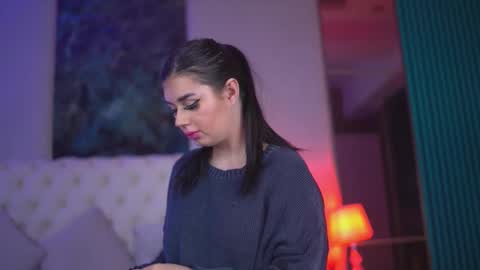 Snapshot of kenndramoon chatting on November 9, 2025, 3:21 pm Kendra online show from November 9, 2025, 3:21 pm