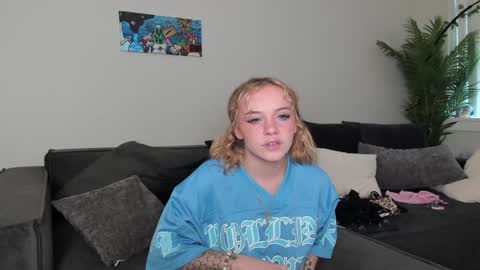 kennedykkay online show from January 16, 2025, 8:14 pm