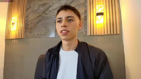 kenny_hank online show from April 23, 2026, 4:03 am