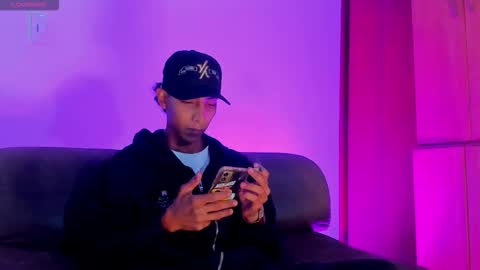 Kenny online show from October 19, 2025, 12:17 pm