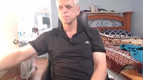 Snapshot of kent_ham chatting on February 13, 2025, 1:29 am kent_ham online show from February 13, 2025, 1:29 am