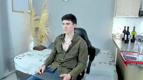 Santiago online show from February 15, 2026, 4:31 am