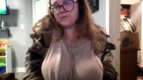 kenzibb online show from October 27, 2025, 5:17 pm