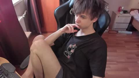 Snapshot of keorinav chatting on February 15, 2026, 7:51 am Looking for a moderator I PVT IS OPEN online show from February 15, 2026, 7:51 am