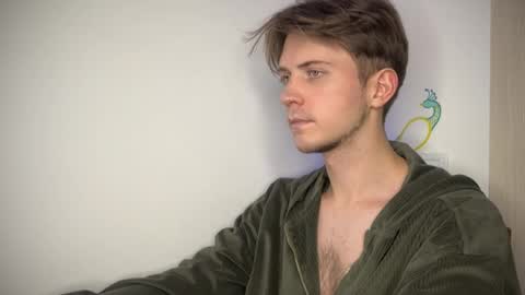 Kero online show from October 12, 2025, 3:55 pm