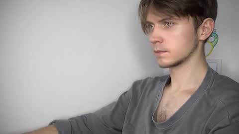 Kero online show from November 4, 2025, 9:03 pm