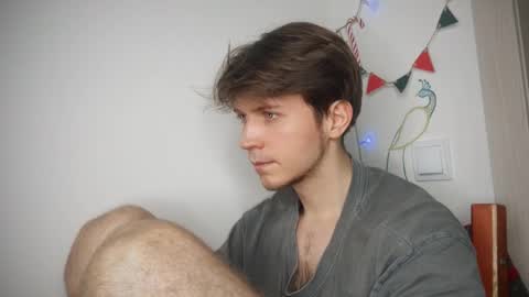 Kero online show from December 13, 2025, 7:53 pm