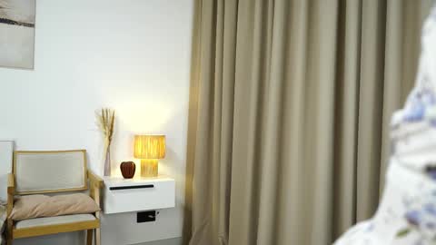 Snapshot of kerriederflinger chatting on December 1, 2025, 6:13 pm Lana online show from December 1, 2025, 6:13 pm