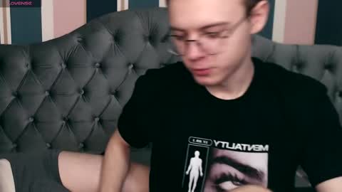 kerry_niki online show from February 28, 2025, 12:52 pm