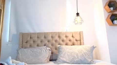 Kery Hillson online show from November 19, 2025, 12:27 pm