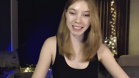 Snapshot of kesha_muah chatting on February 21, 2025, 4:26 pm kesha online show from February 21, 2025, 4:26 pm