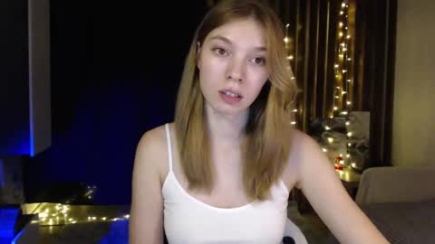 Snapshot of kesha_muah chatting on March 9, 2025, 6:43 pm kesha online show from March 9, 2025, 6:43 pm