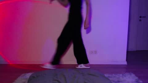 Snapshot of kesha_muah chatting on March 1, 2026, 2:41 pm kesha online show from March 1, 2026, 2:41 pm