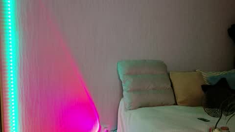 kess_edison online show from December 16, 2025, 6:35 pm