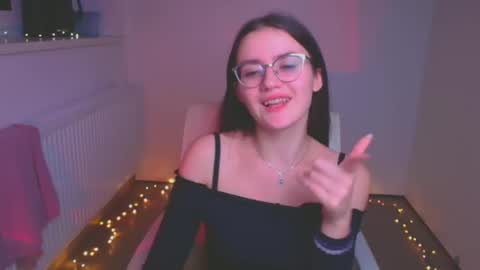 Snapshot of ketrin_pirsss chatting on January 5, 2025, 11:22 pm Ketrin online show from January 5, 2025, 11:22 pm