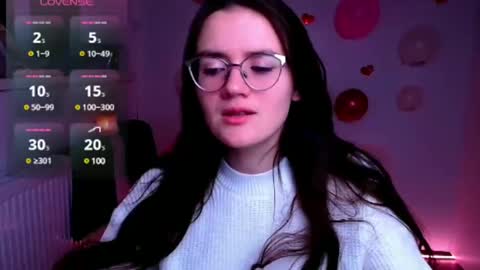 Snapshot of ketrin_pirsss chatting on February 19, 2025, 7:17 am Ketrin online show from February 19, 2025, 7:17 am