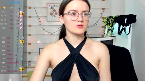 Snapshot of ketrin_pirsss chatting on September 26, 2025, 4:33 pm Ketrin online show from September 26, 2025, 4:33 pm