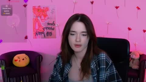 ketty_kitt online show from April 21, 2026, 1:42 am
