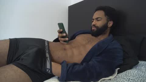 kevi4 online show from March 9, 2025, 10:30 pm