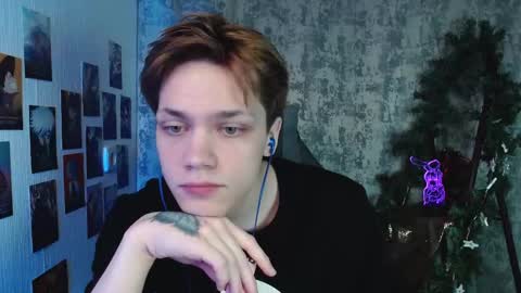 Snapshot of kevin_joestar chatting on February 1, 2026, 4:44 am Kevin online show from February 1, 2026, 4:44 am