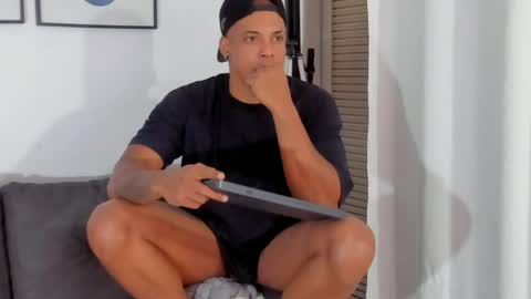 Kevin Lance online show from April 14, 2026, 7:25 am