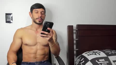 kevin_malone22 online show from January 12, 2026, 2:06 am